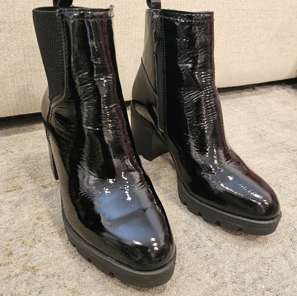 Naturalizer Verney Patent Leather Lug Boot, Sz 7.5 - Picture 3 of 5